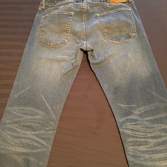 American Eagle jeans - Picture 3 of 8